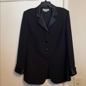 Kay Unger Elegant Black Jacket